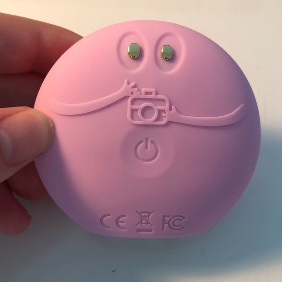 Luna Play cleansing device - Picture 2 of 6